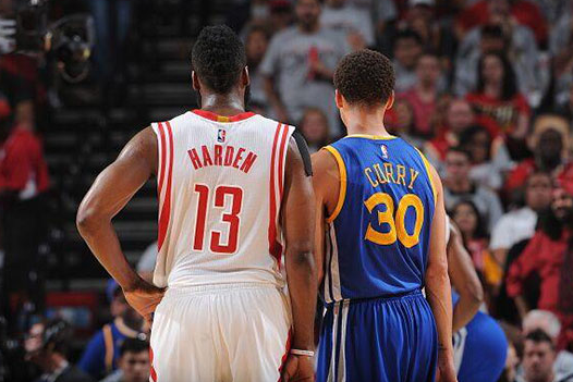 然而他的三 然而他的三